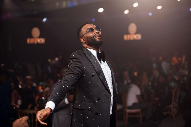 Fally Ipupa confirme son concert après la résolution de la controverse